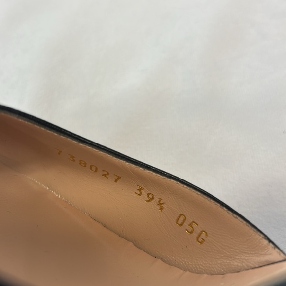 Gucci Embellished leather platform pumps - Picture 11 of 11